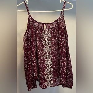 Maroon cut out shoulder long sleeve